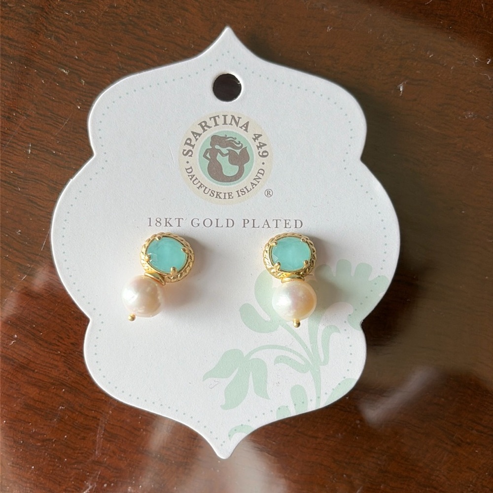 Spartina “Karina” petite pearl stud earrings ocean blue